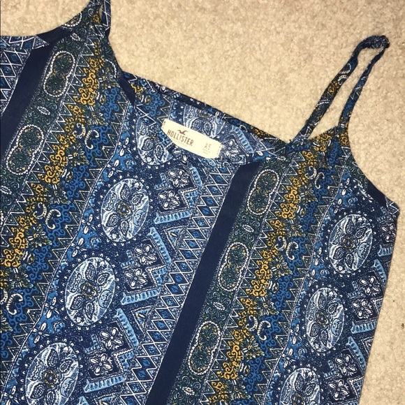Hollister tank - Picture 1 of 1